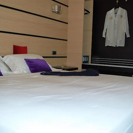 Hotell Cora 3*