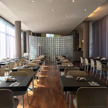 Hotell Cora Carate Brianza