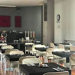 Hotel Cora 3*