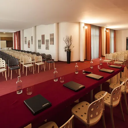 Cora Hotel 3*